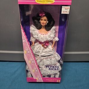 1996 Barbie Puerto Rican Dolls Of The World Collector Edition # 16754